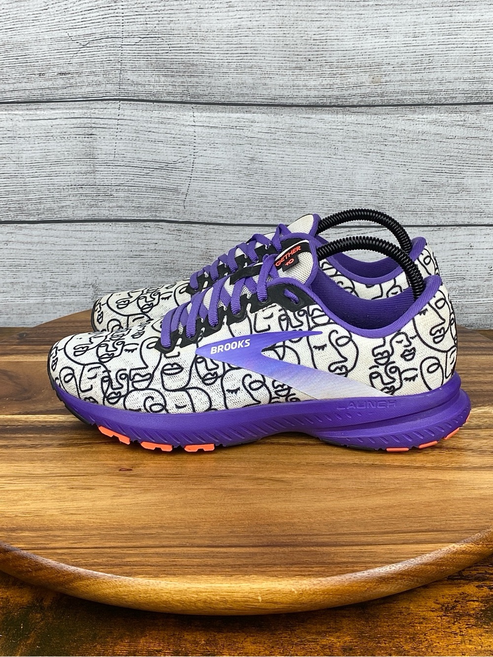 Brooks Launch 7 Empower Her Unity Together Running Shoe Women’s Size 8.5 B